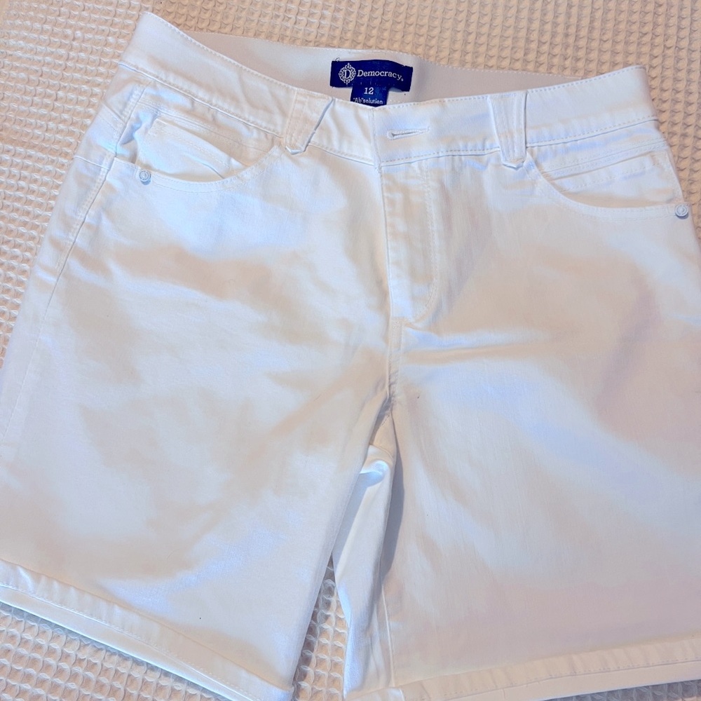 Democracy Women's Jean Shorts Size 12